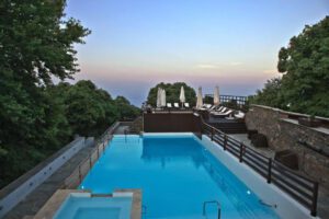 12 Months Luxury Resort _ Daria Goutou _ Yoga Retreat (5)